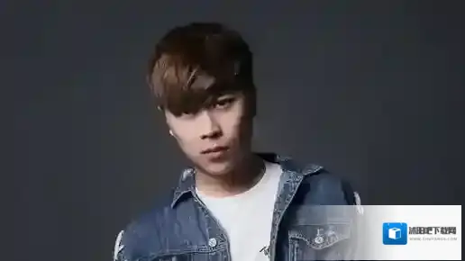 英雄联盟名人介绍 电竞三丑 五五开 White 卢本伟