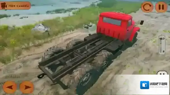 泥泞的越野卡车驾驶